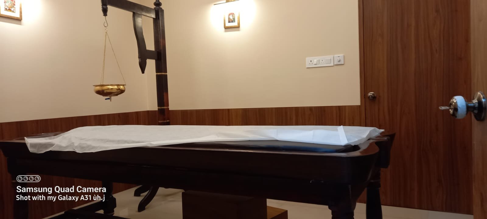 adyant ayurveda bannerghatta road interior image - 12
